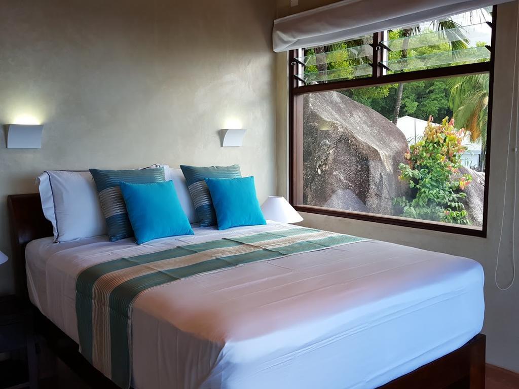 Villas Palm Royal ポート・グロード エクステリア 写真