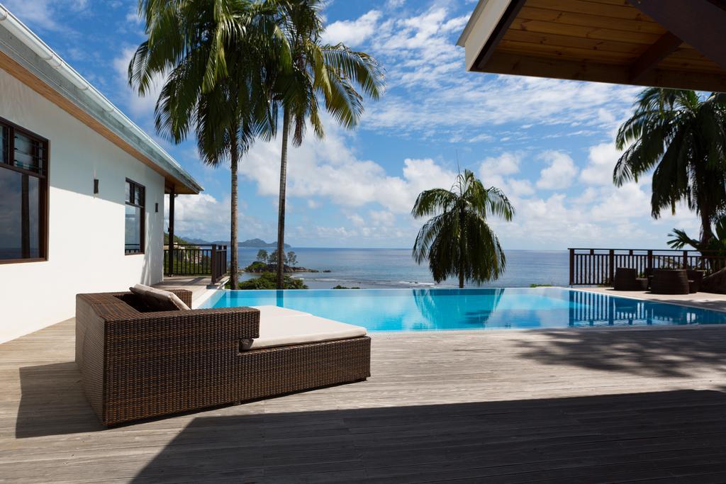 Villas Palm Royal ポート・グロード エクステリア 写真