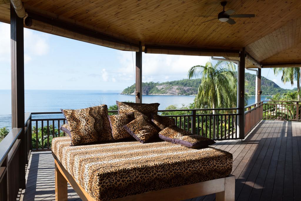 Villas Palm Royal ポート・グロード エクステリア 写真